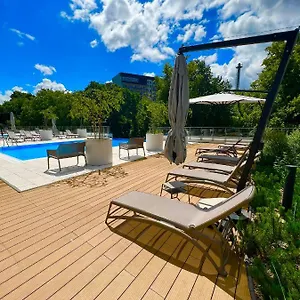 https://apartament-nadmorski-hampton.kolobrzeghotels.com