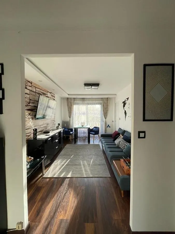 Charming Ac 2-Bedroom Apartment Antibes City Center Family, Couples Friendly